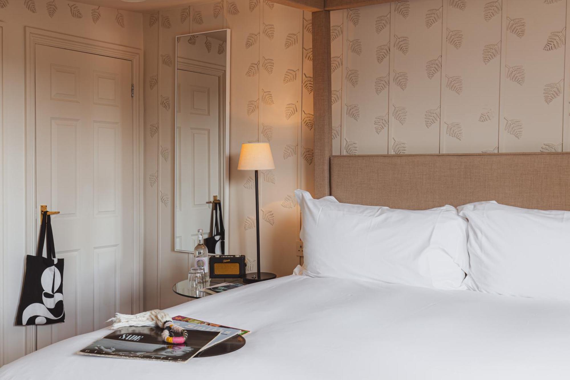 No 15 By Guesthouse, Bath Exterior foto A bedroom at the hotel